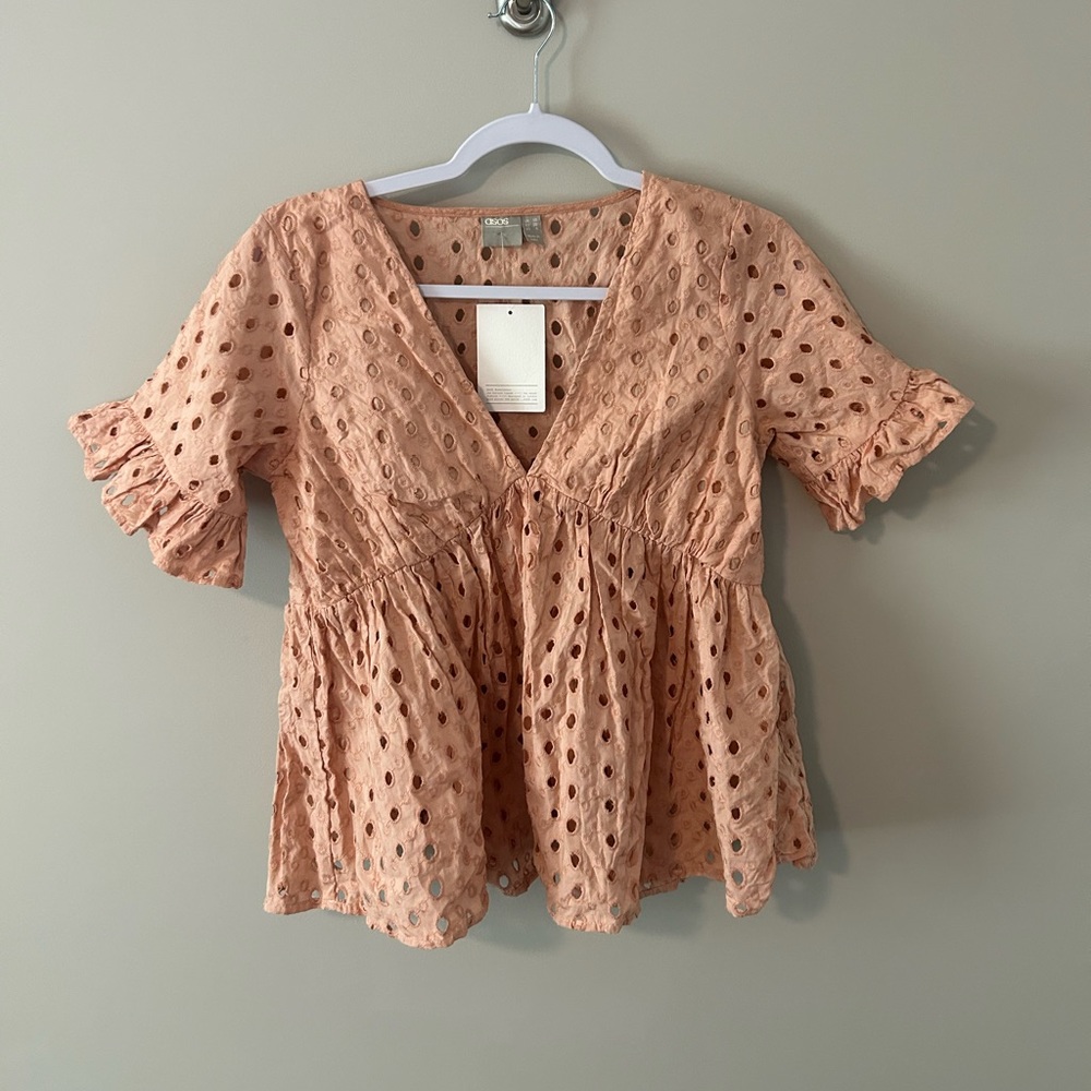 NWT ASOS Eyelet Smock with Peplum Hem and Puff in Color Salmon Size 6